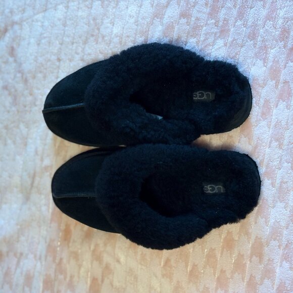 UGG Platform Disquette Slippers - Picture 3 of 11